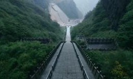 网友爆料天门山的视频大全,网友爆料视频大全，揭秘神秘山川壮丽景象