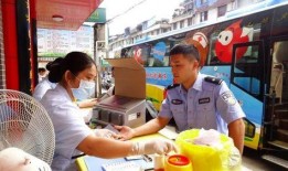 在派出所里吃瓜当团宠免费看,团宠待遇下的免费看瓜奇遇