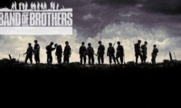 兄弟连第十集在线观看,生死抉择，战火中的兄弟情深